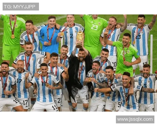 足球场上英年早逝的球星们：他们的生命与梦想定格在绿茵场上