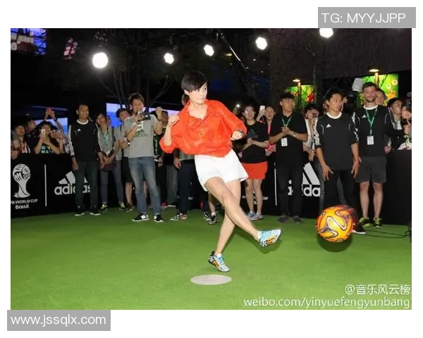 绿茵荣耀燃动激情阿迪达斯携手足球巨星点亮巅峰时刻